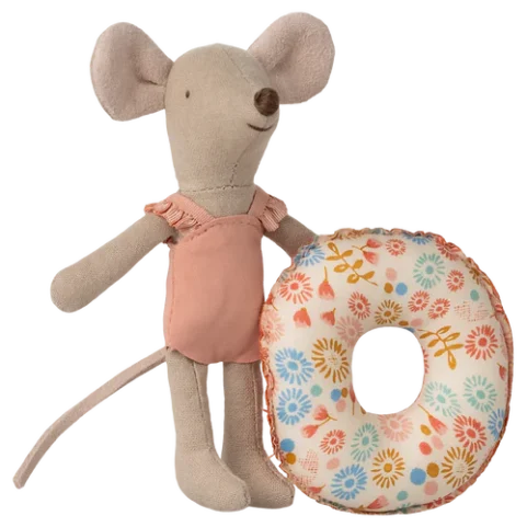 Raton de Playa con Flotador de Flores Hermana Menor Maileg