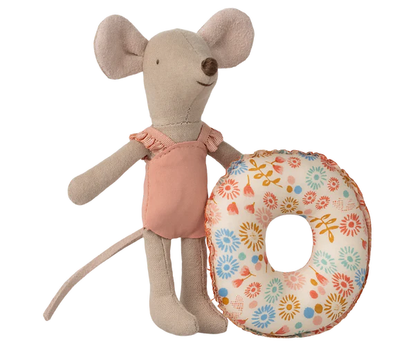 juego1 Raton de Playa con Flotador de Flores Hermana Menor Maileg